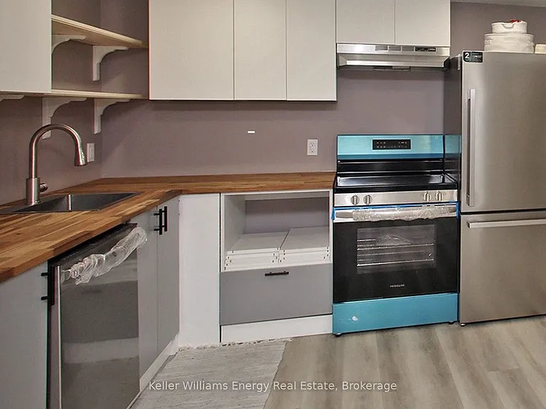 213 Glen Hill Dr #LOWER — Photo 5