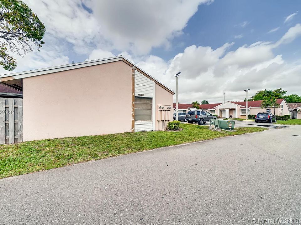 1st image of 21286 NE 8th Pl APT 3
