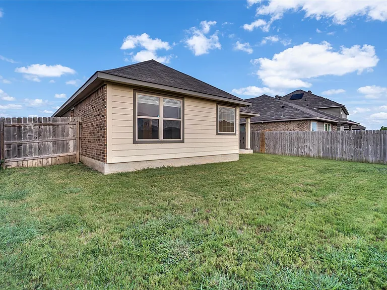 6407 Hercules Ave — Photo 22