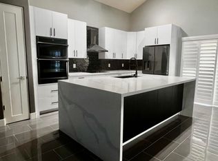 7231 W Pontiac Dr, Glendale, AZ 85308