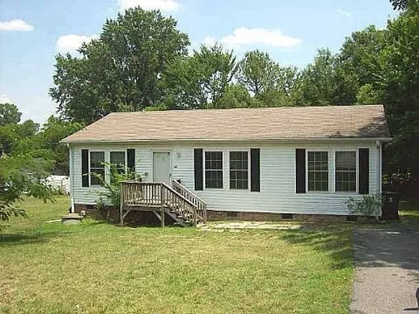 870 Bridgers St, Henderson, NC 27536