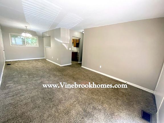 5th image of 8710 Desoto Dr