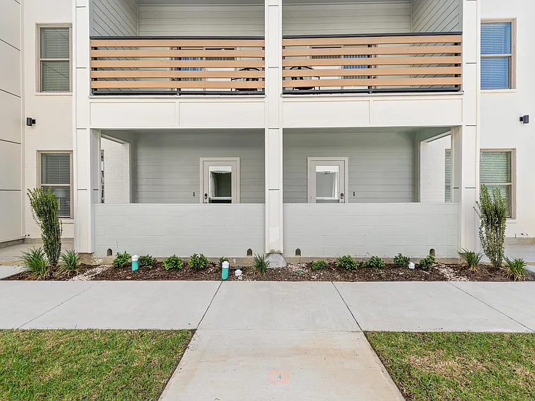210 Spoonbill Dr — Photo 11