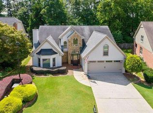 320 Shelli Ln, Roswell, GA 30075