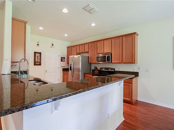 5th image of 1867 Burdock Dr