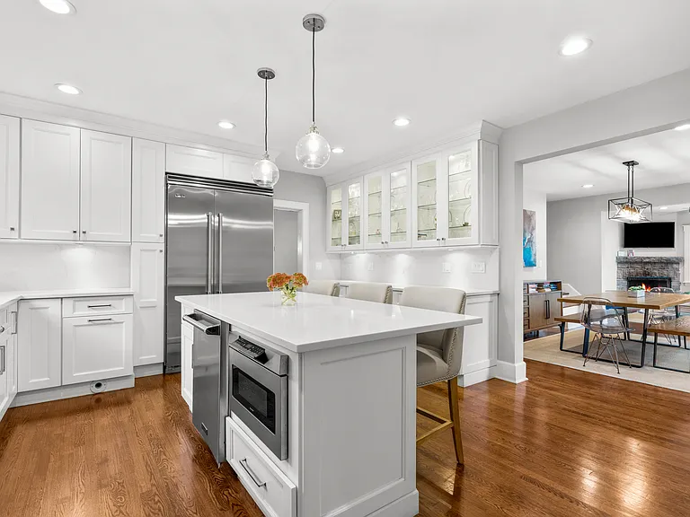 20 Elk Ave — Photo 14