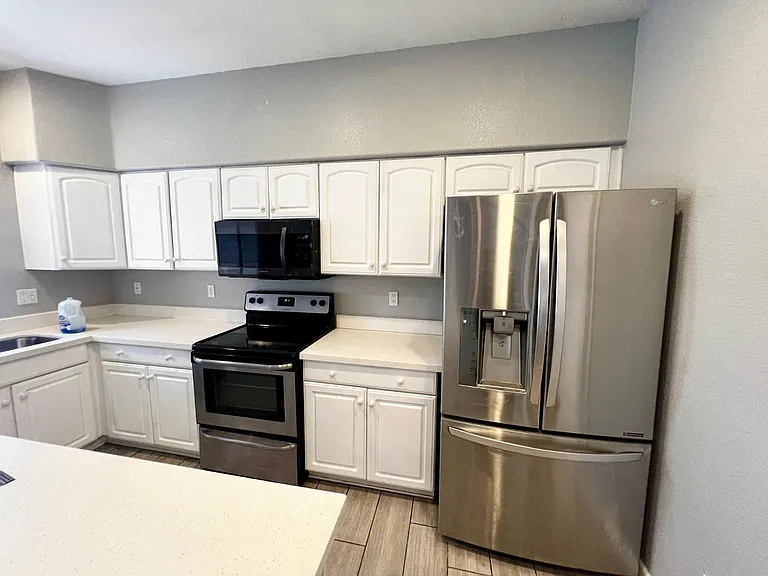 1631 N Garrett Dr — Photo 14