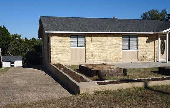 3rd image of 20920 Oak Dale Dr