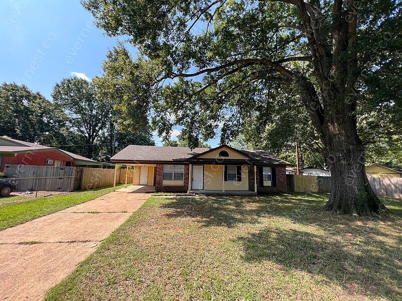 1st image of 1857 Whitehead Dr