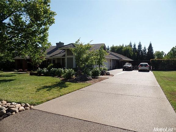 2nd image of 8246 Ardenness Dr