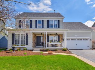 1S073 W Mallory Dr, Geneva, IL 60134