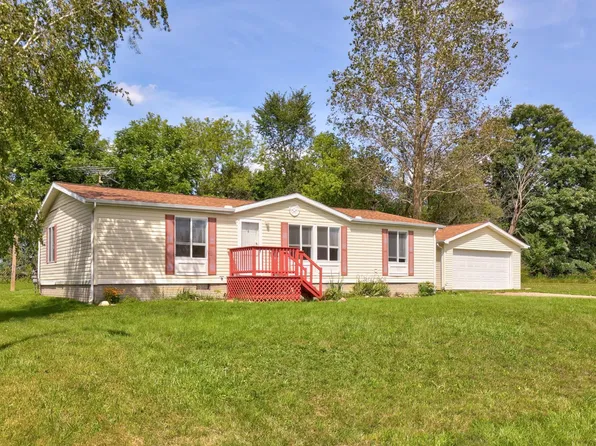 4355 Country Ln, North Branch, MI 48461