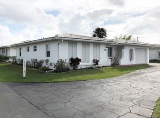 8941 Abbey Ct, North Port, FL 34287