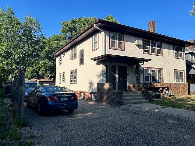 2 bed, 800 sqft, $1,200 — Photo 2