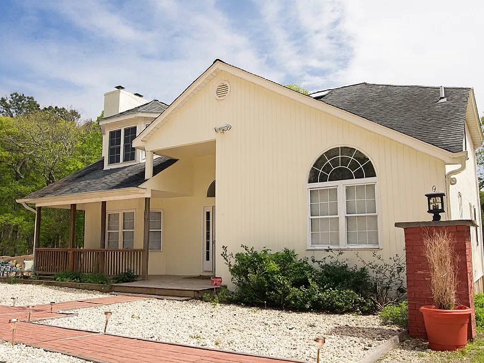 43A Old Riverhead Rd