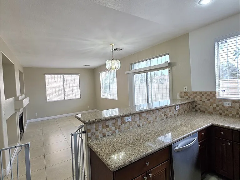2524 Silver Shadow Dr — Photo 25