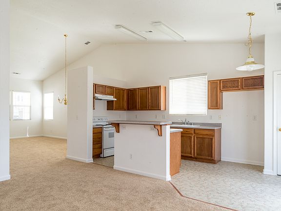 Kitchen | Family Room