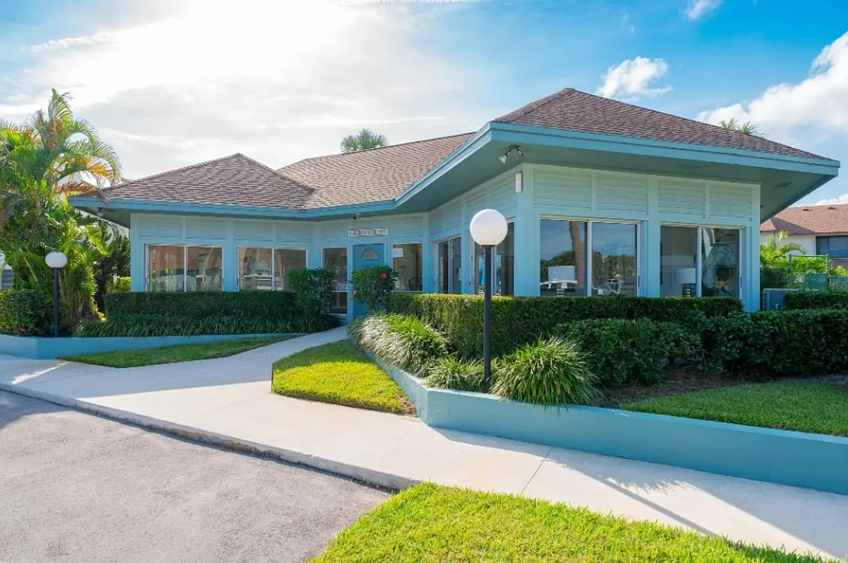 Building Photo - 950 S Kanner Hwy #C11