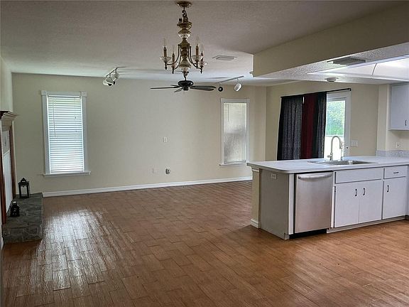 5th image of 3381 Escobar Ln