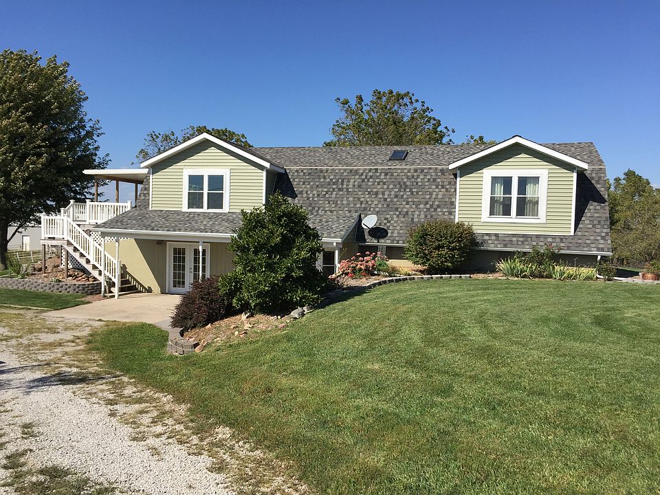 1st image of 32677 240th St