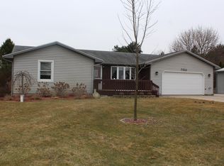 7011 County Farm Rd, Greenville, MI 48838