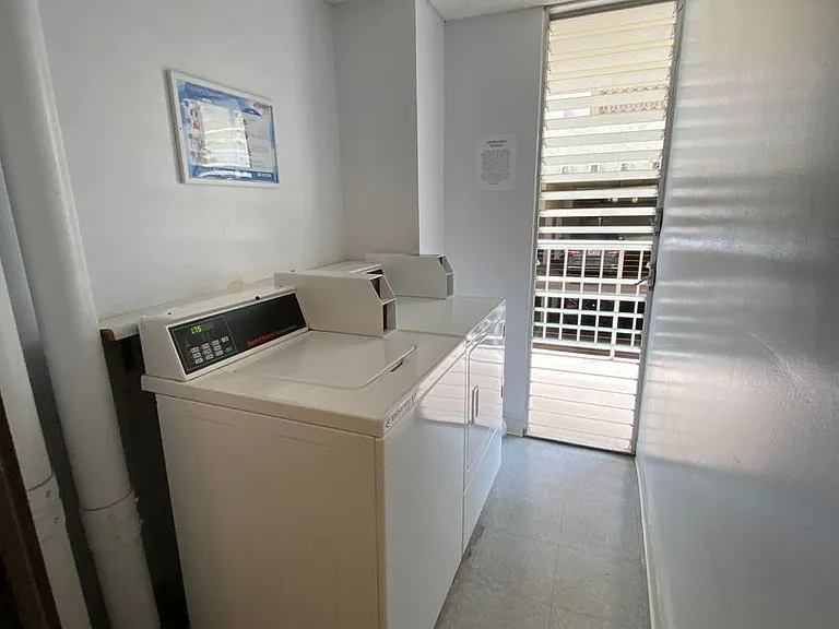 440 Lewers St #403 — Photo 11