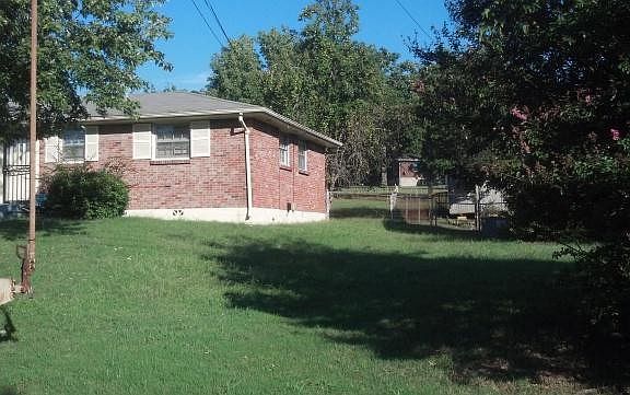 4th image of 3262 Vailview Dr