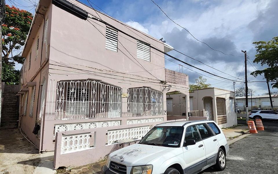 1st image of Calle Jimenez Garcia #4-URB