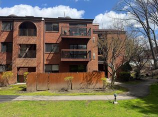 10 Bronxville Glen Drive #1, Bronxville, NY