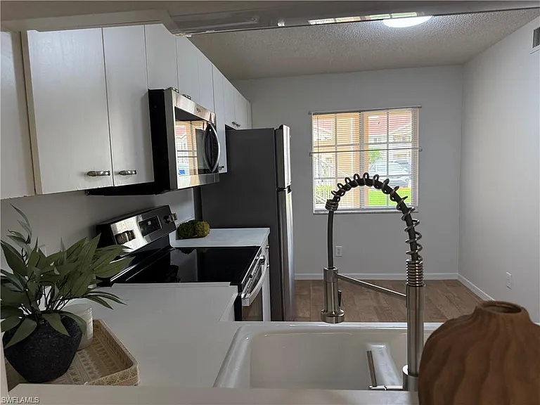 7750 Jewel Ln #103 — Photo 4