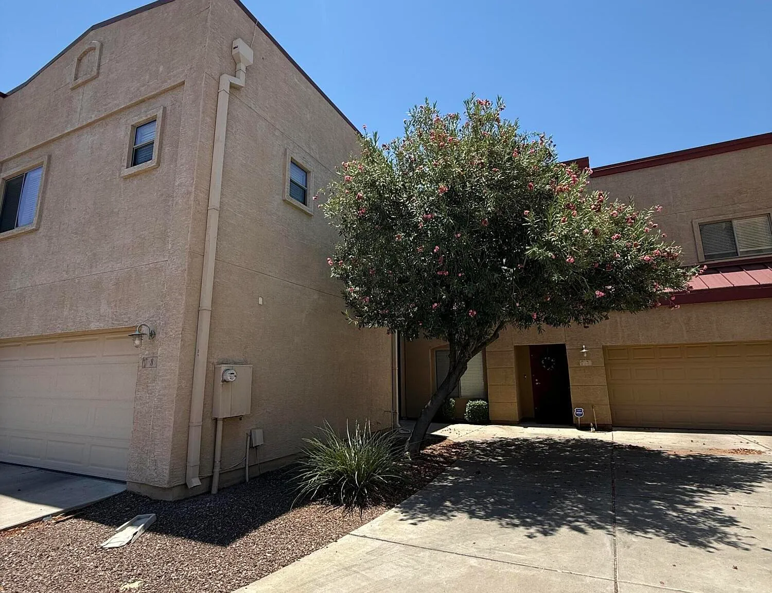 2 bed, 2.5 bath, 1245 sqft, $2,150 — Photo 1