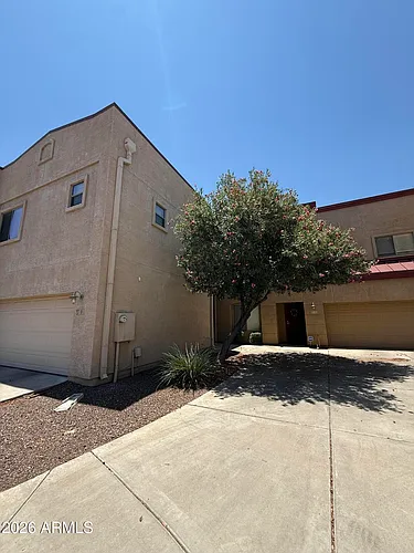 1015 S Val Vista Dr Photo 1