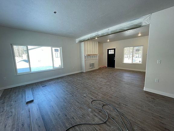 5th image of 7442 N Paw St