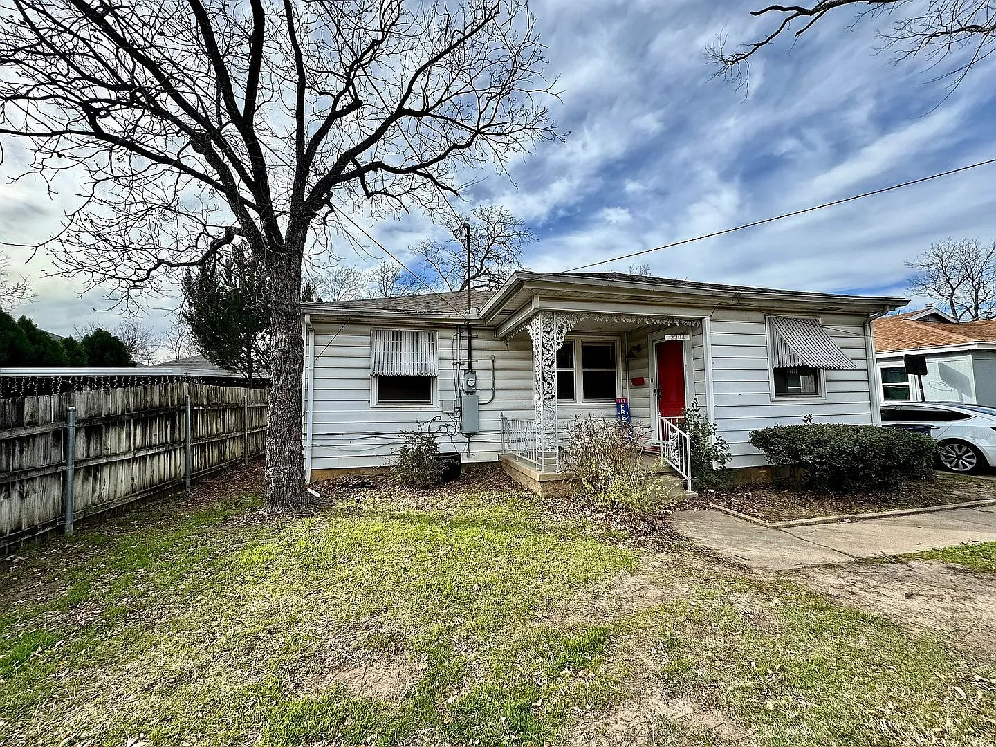 Charming 3-Bedroom Home for Rent in Fort Worth, TX — Photo 4