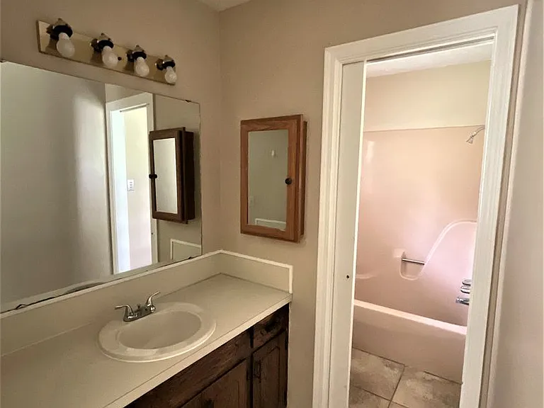 1692 Stacey St — Photo 20