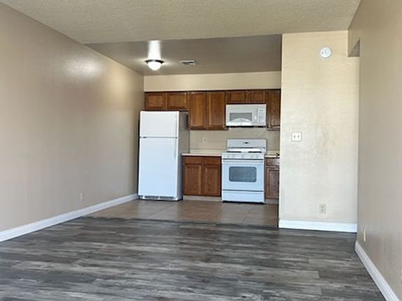 3rd image of 425 Rick Ct #D