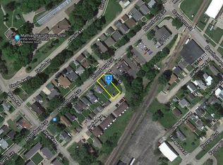 2226 Rhomberg Ave, Dubuque, IA 52001