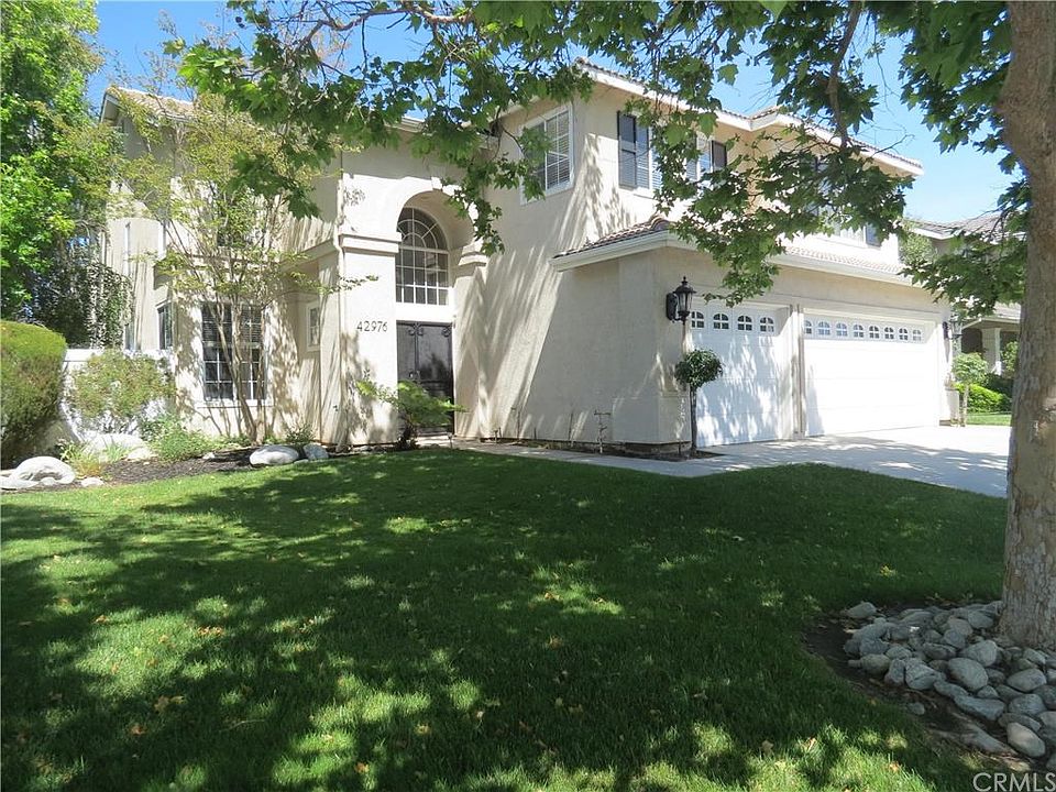 1st image of 42976 Calle Reva