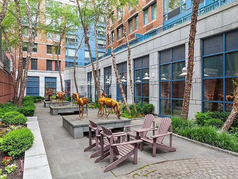 404 E 76th St #5M — Photo 8