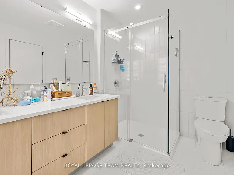 978 Acoustic Way — Photo 13