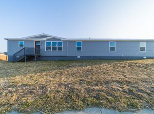 2200 Applecreek St, Gillette, WY 82716