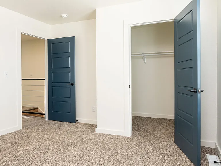 2885 N Oliver St — Photo 14
