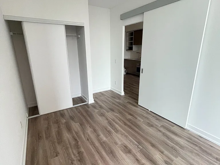 20 Edward St #512 — Photo 10