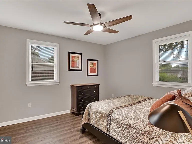 225 E Glenn Rd — Photo 15