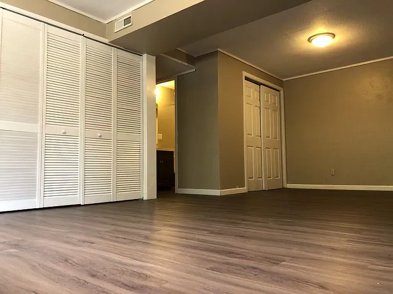 2525 S 302nd Pl — Photo 10