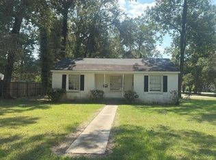 10520 White Oak Dr, Baton Rouge, LA 70815