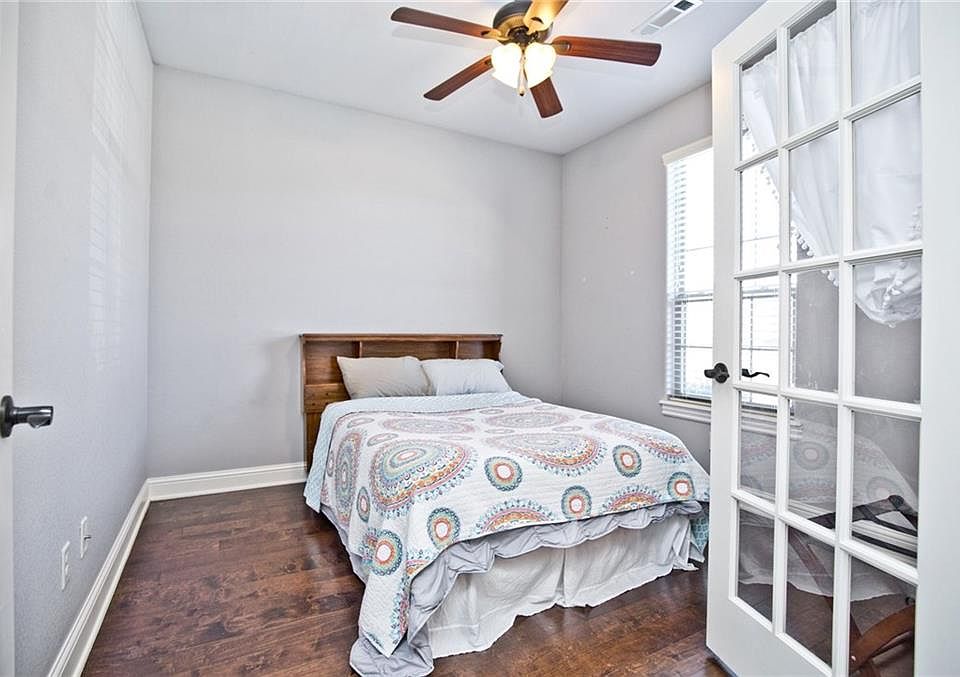 1st image of 4511 SW Sage Blvd