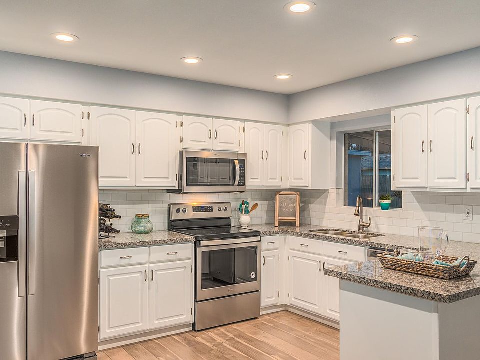 1st image of 8318 W El Caminito Dr