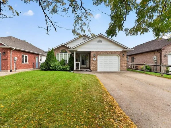 17 Tanner Dr, Pelham, ON L0S 1E4