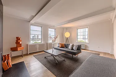 865 United Nations Plaza, #14A